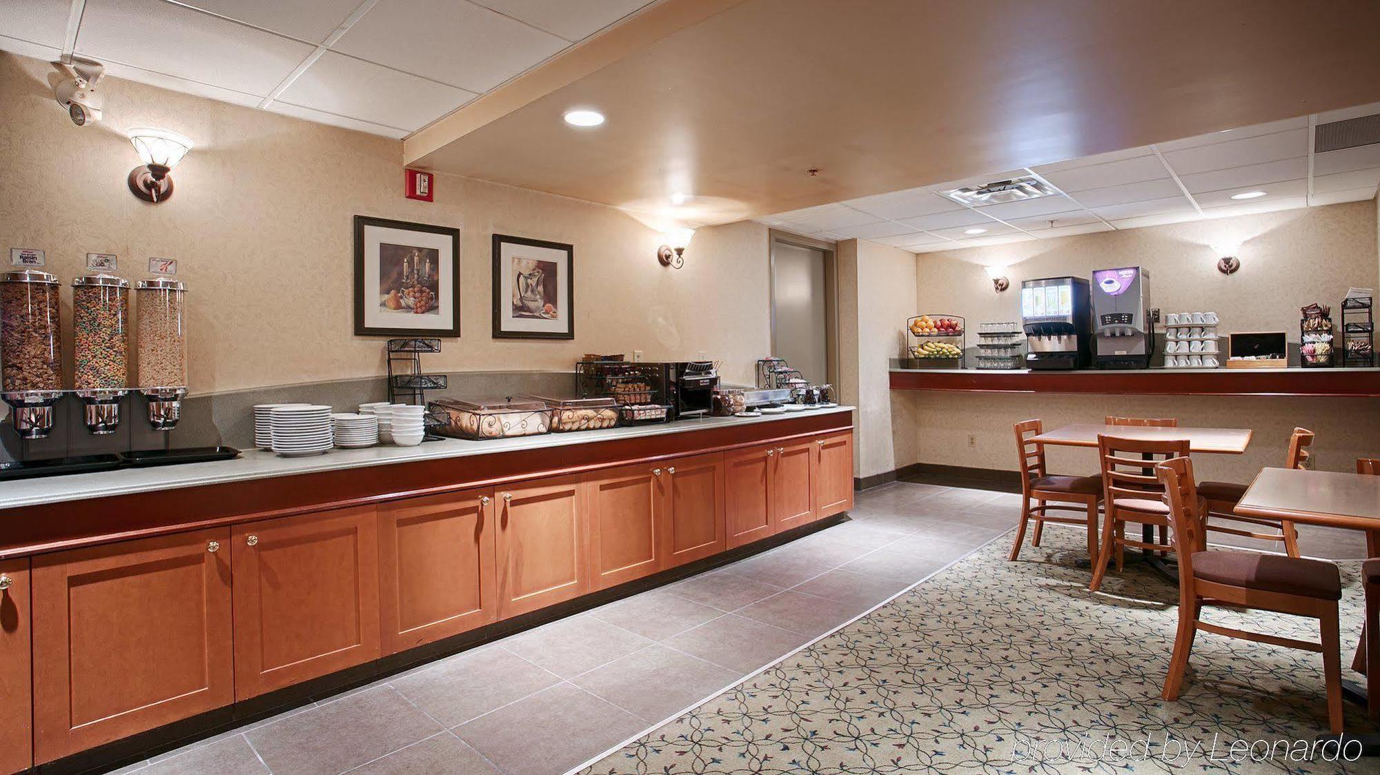 Best Western Plus Calgary Centre Inn Zewnętrze zdjęcie