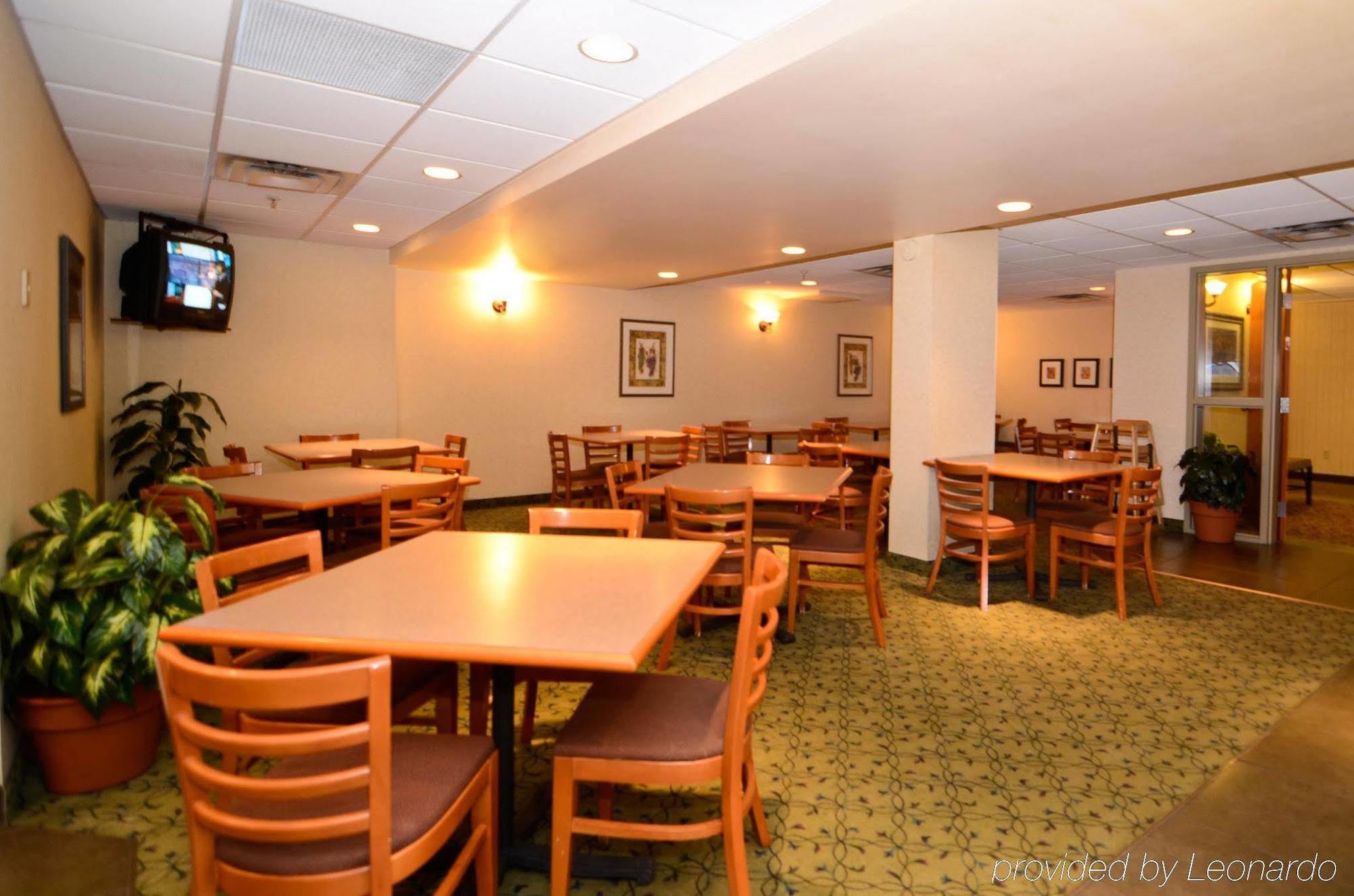 Best Western Plus Calgary Centre Inn Zewnętrze zdjęcie